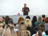 Foto ze Smutečního a dušičkového semináře 2025